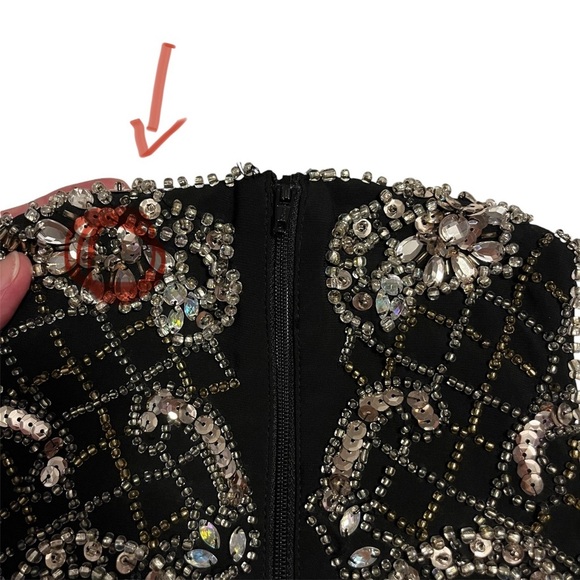 XSCAPE Long Black Beaded Sequin Open Back Sexy Formal Gown with Front Slit Sz 2 - Picture 8 of 14